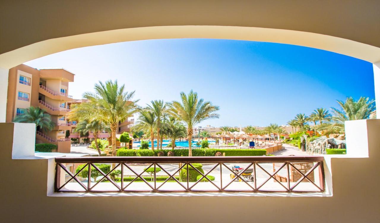 Seagull Beach Resort - Families And Couples Only Хургада Екстериор снимка