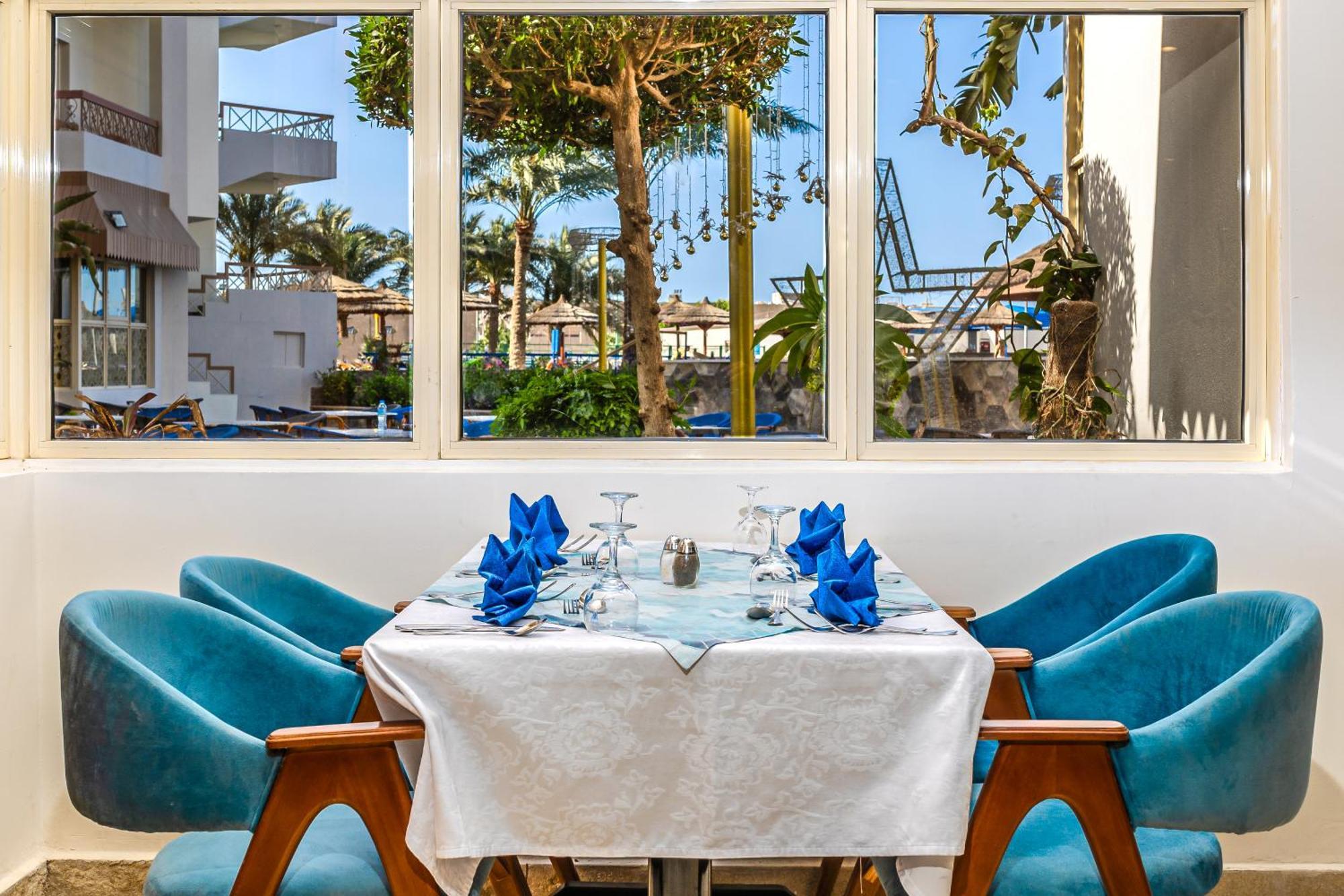 Seagull Beach Resort - Families And Couples Only Хургада Екстериор снимка